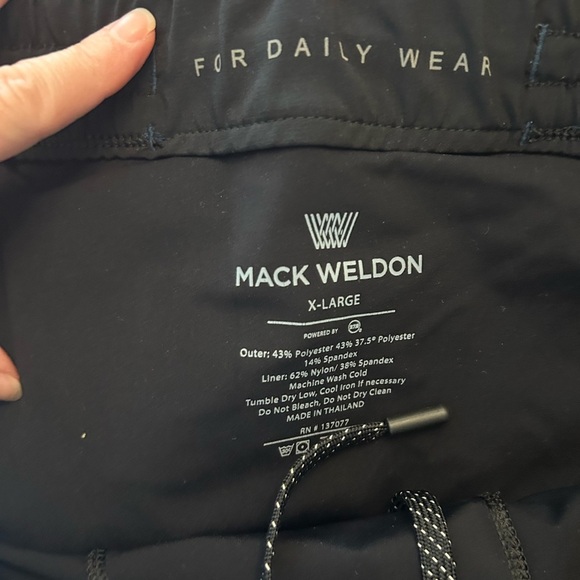 Mack Weldon Stratus 5" Compression Lined Short - Picture 6 of 6